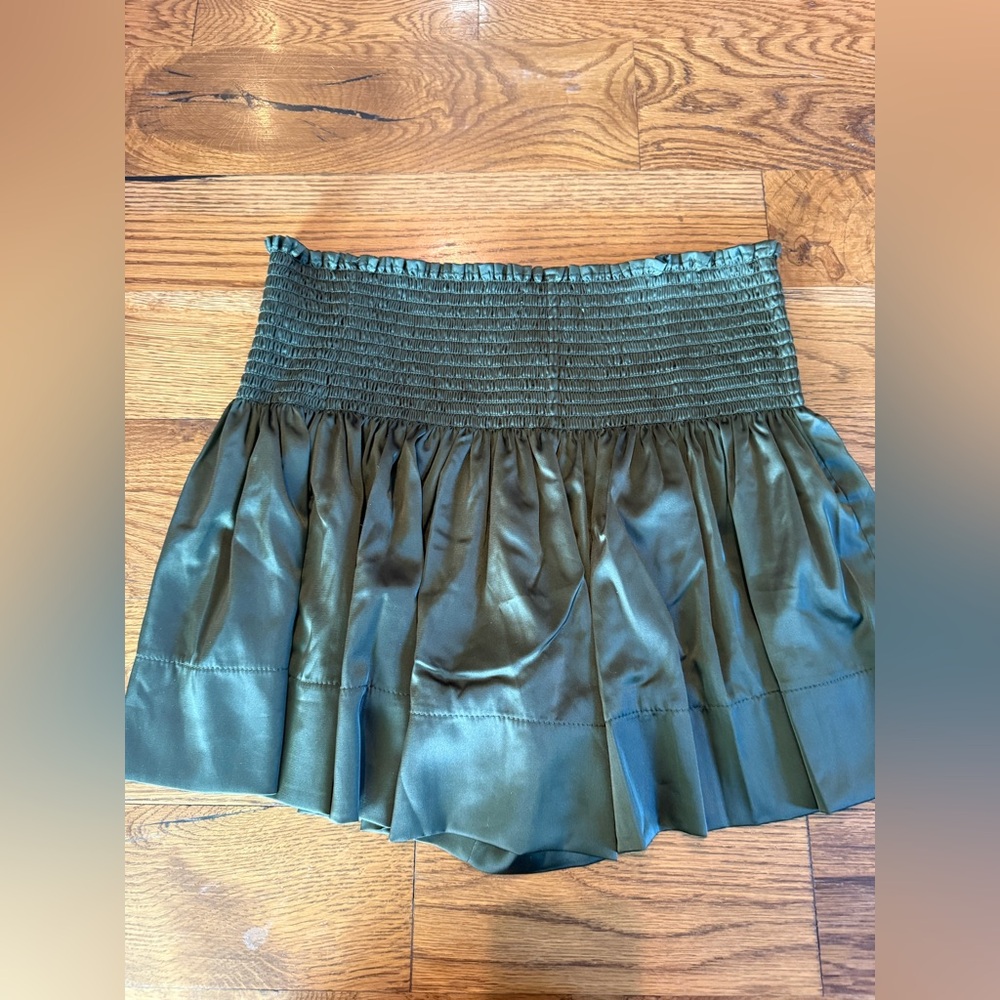 NWT. Natural Life. Daisy Skort. Olive Green. Size Medium. - Picture 3 of 11